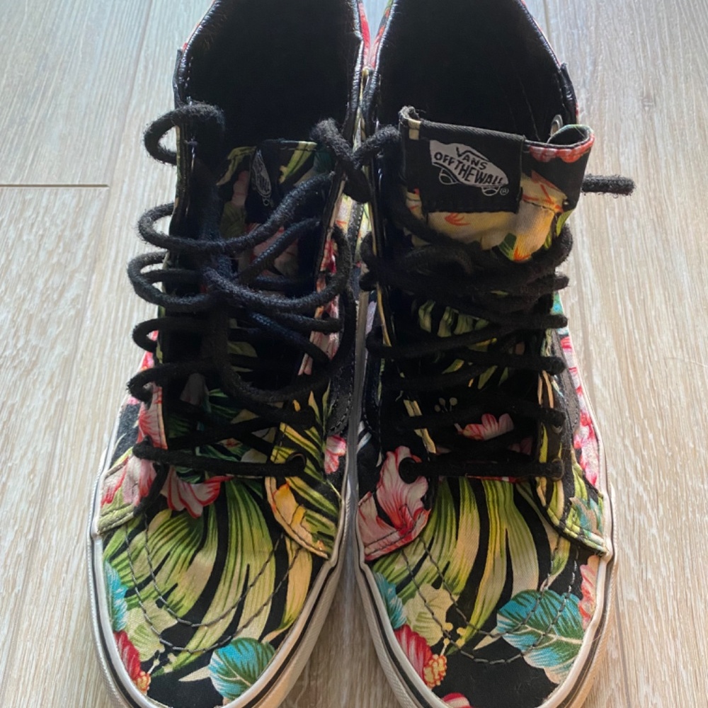 Vans Hi-tops - Picture 2 of 7
